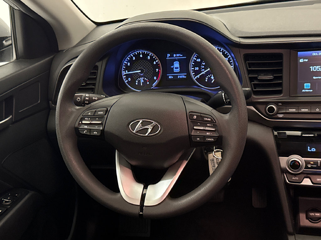 Used 2020 Hyundai Elantra SEL w/ Cargo Package (C1) FWD image 12