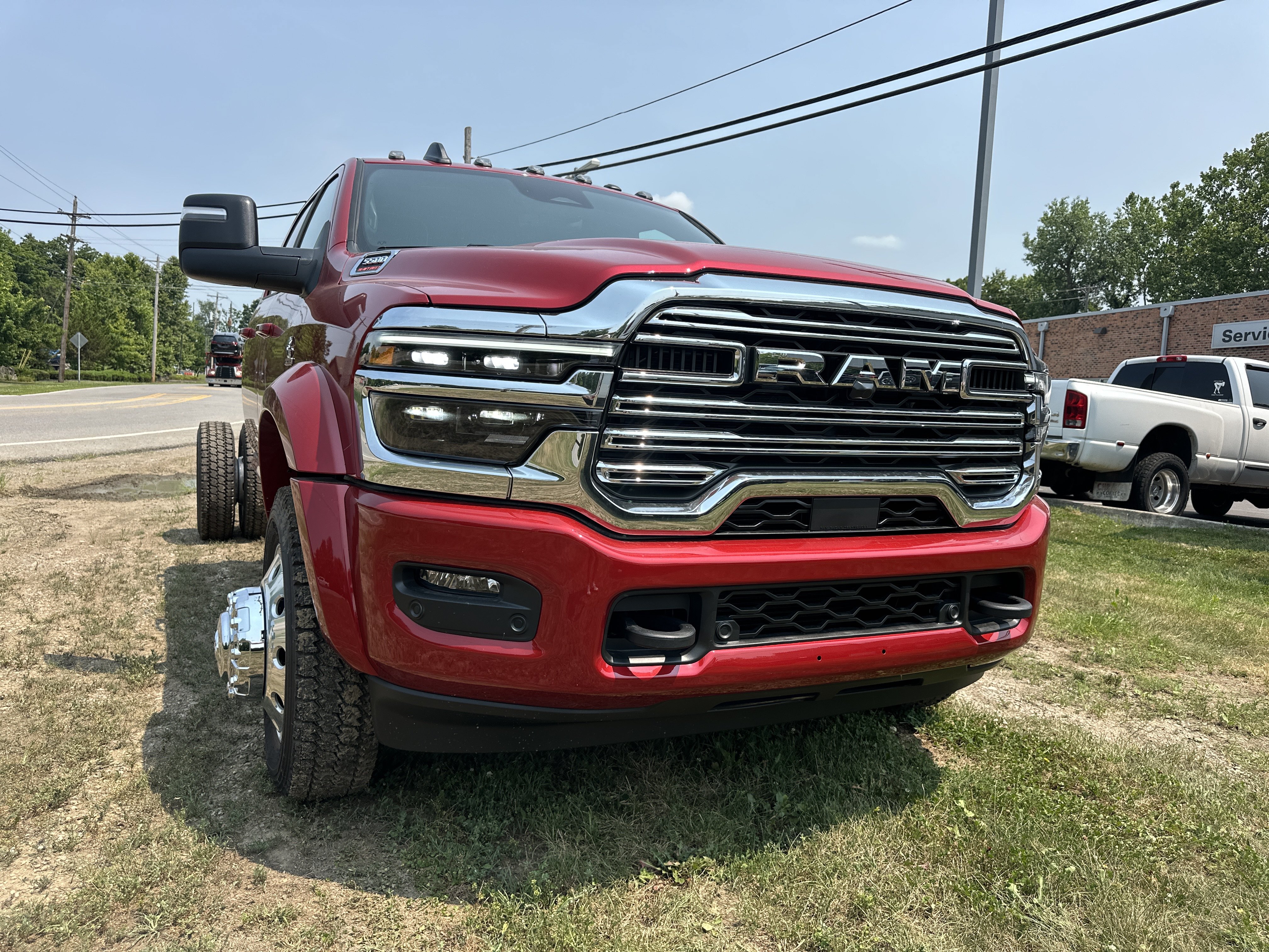 New 2026 RAM 5500 4x4 Crew Cab w/ Laramie Trim Package image 21