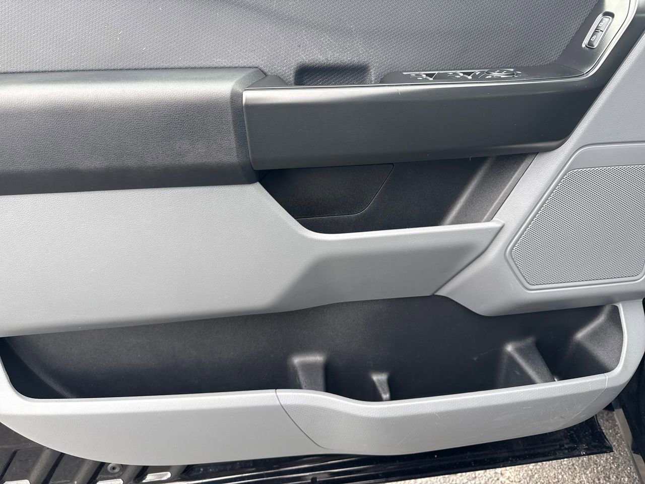 Used 2023 Ford F150 Lightning Pro image 16