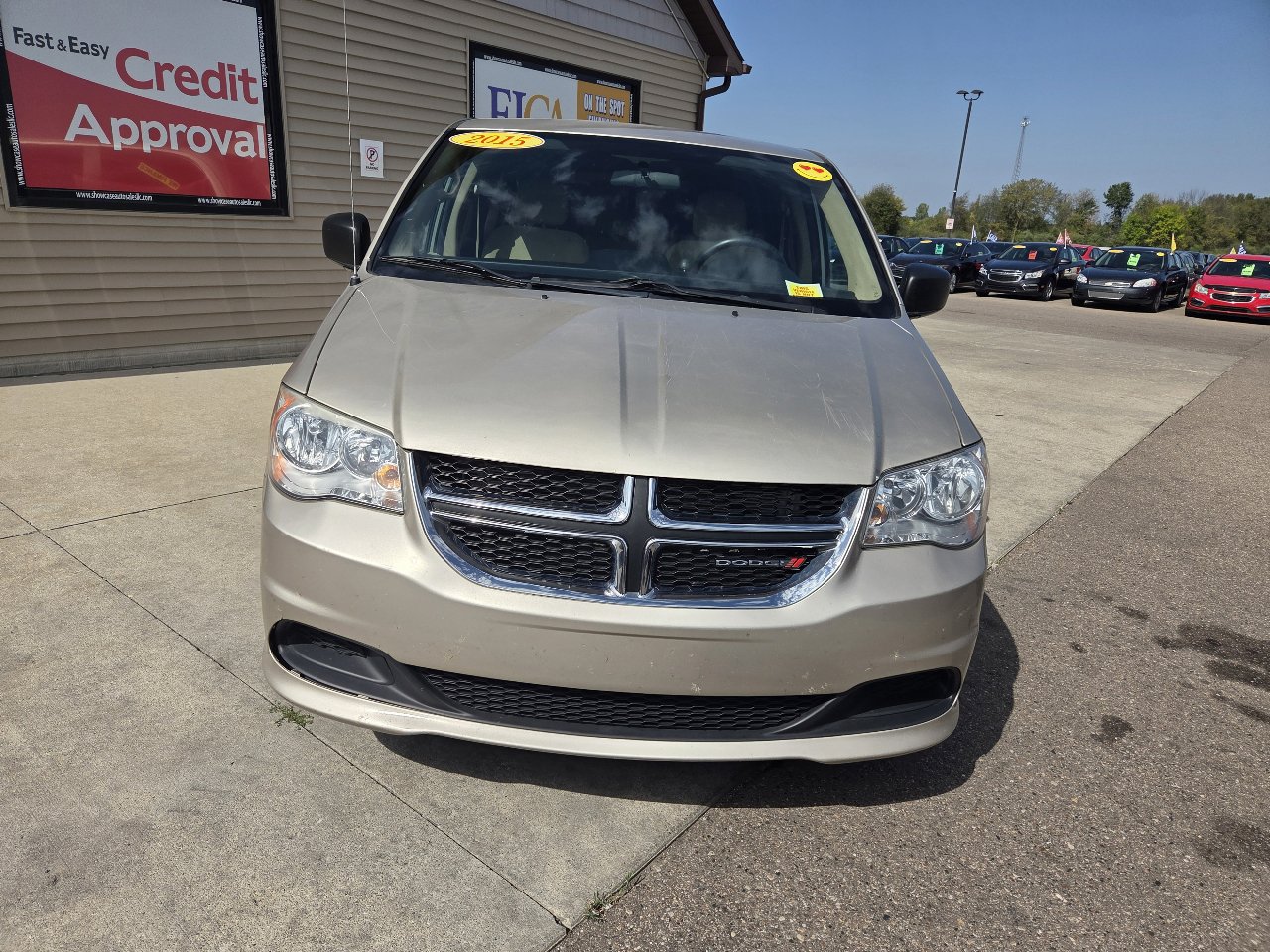 Used 2015 Dodge Grand Caravan American Value Package image 2