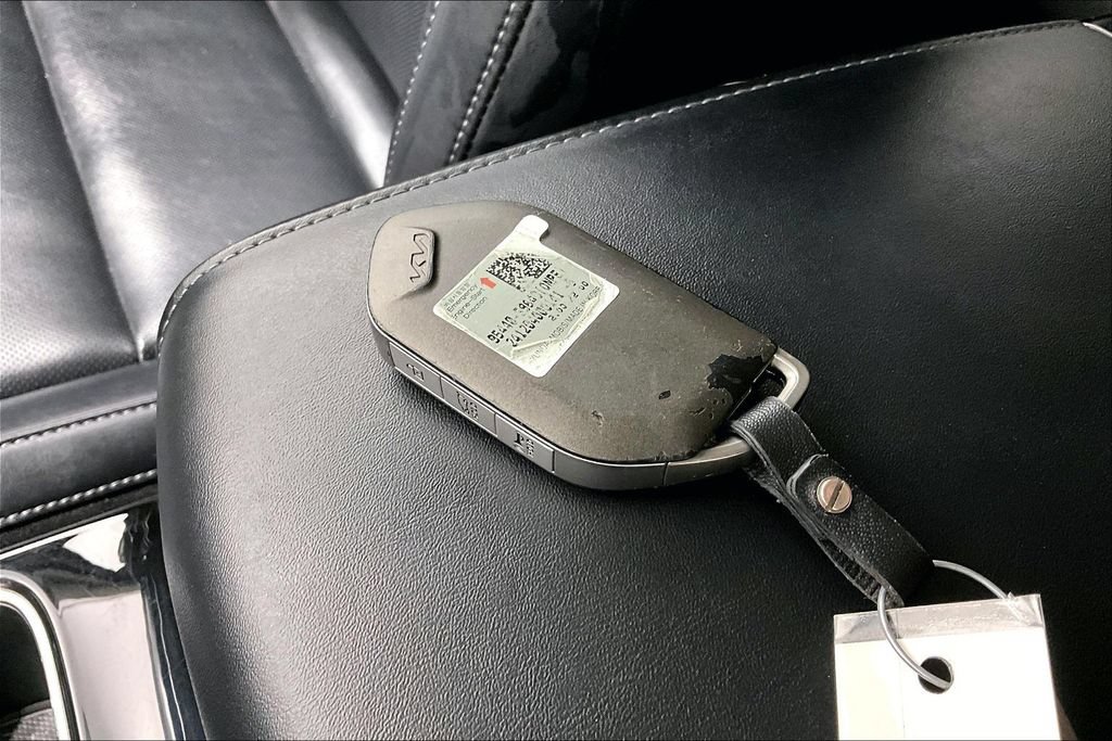 Used 2025 Kia Telluride S FWD image 12