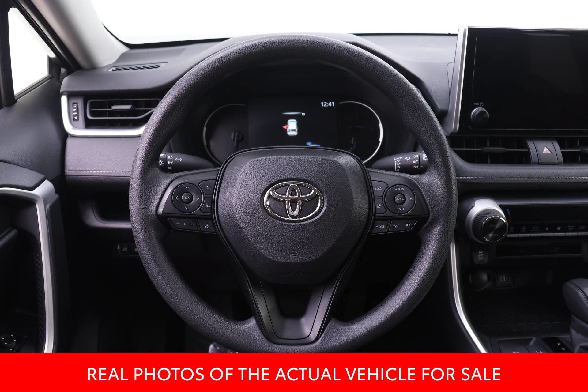 Certified 2025 Toyota RAV4 LE AWD/4WD image 14