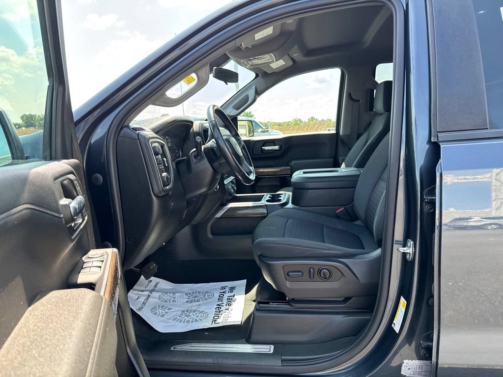 Used 2022 Chevrolet Silverado 1500 LT Trail Boss w/ Bed Protection Package AWD/4WD image 32