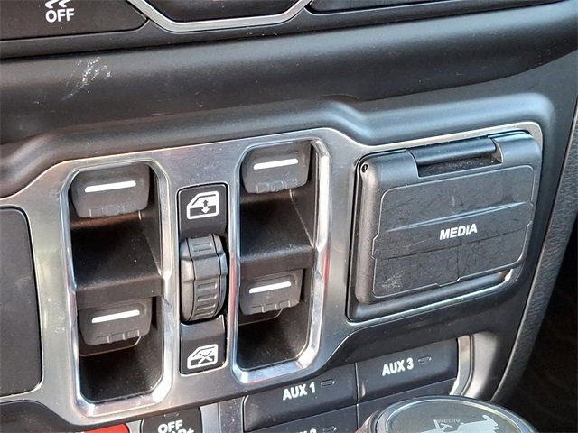 Used 2021 Jeep Wrangler Unlimited Rubicon image 26