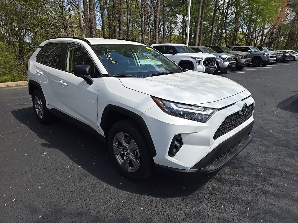 Used 2025 Toyota RAV4 LE image 12