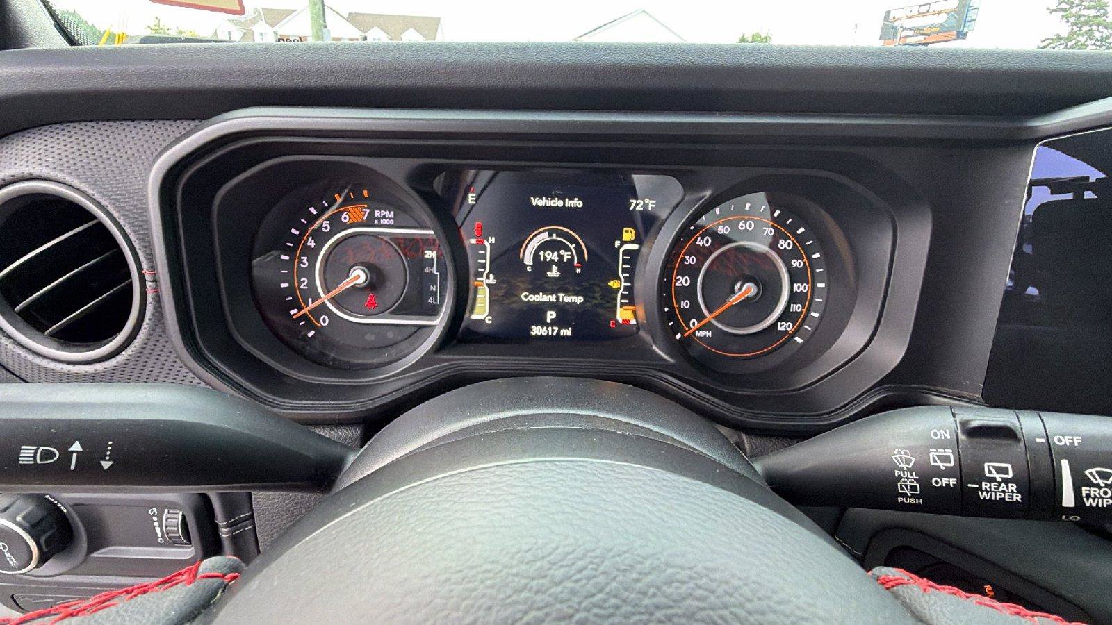 Used 2024 Jeep Wrangler Unlimited Rubicon w/ XTREMEE 35" Tire Package AWD/4WD image 29