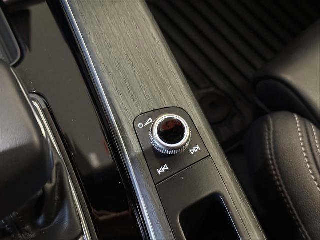Used 2024 Audi A4 2.0T Premium w/ Convenience Package image 39