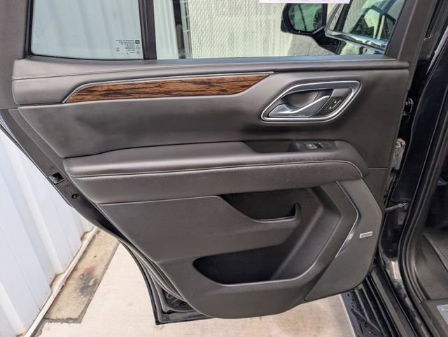 Used 2021 Chevrolet Tahoe Premier w/ Premium Package AWD/4WD image 22