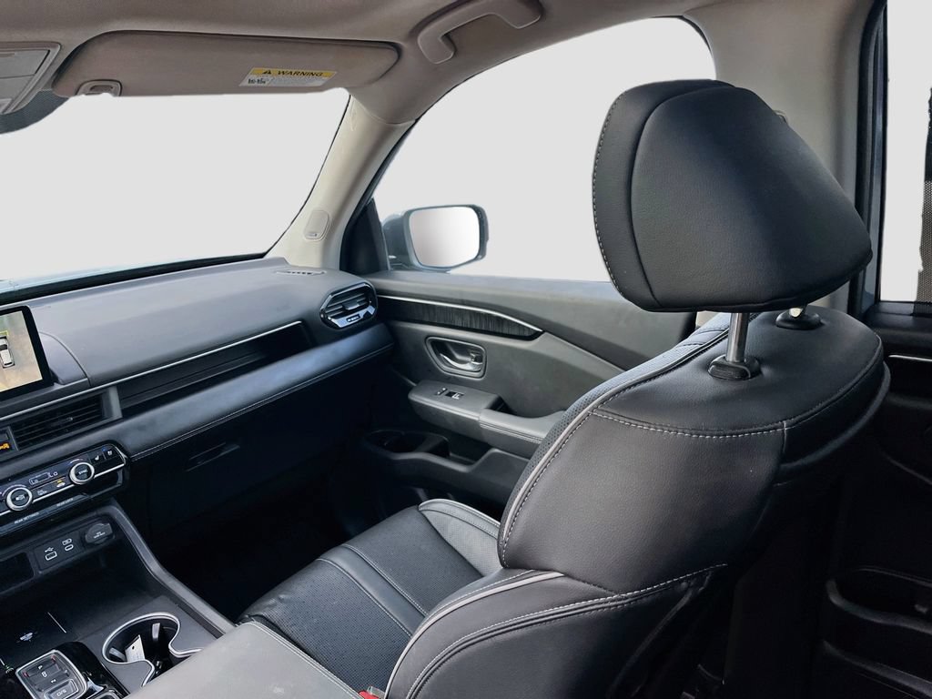 Used 2024 Honda Pilot Elite image 25