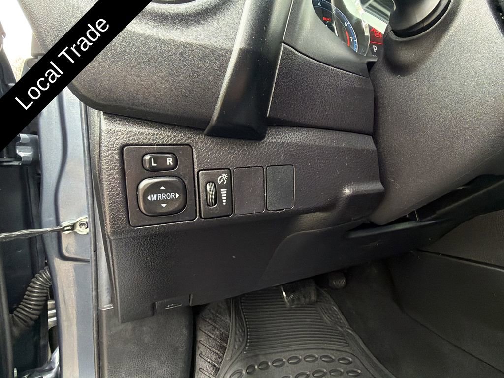 Used 2018 Toyota Corolla L image 22