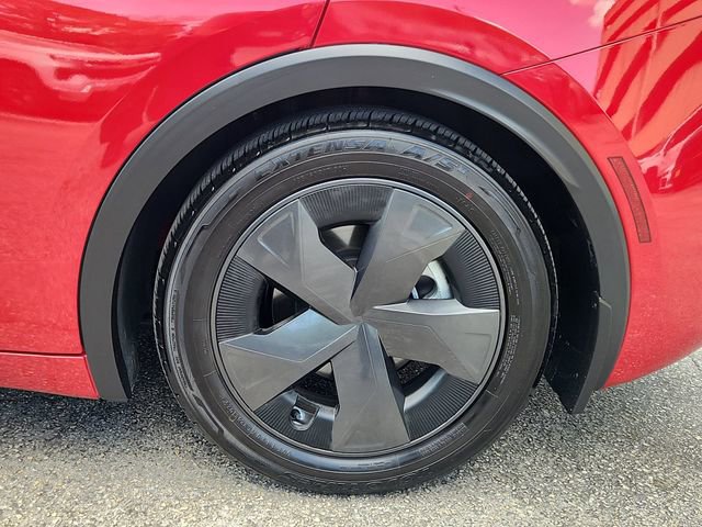 Used 2025 Toyota Prius Plug-In Hybrid FWD image 30