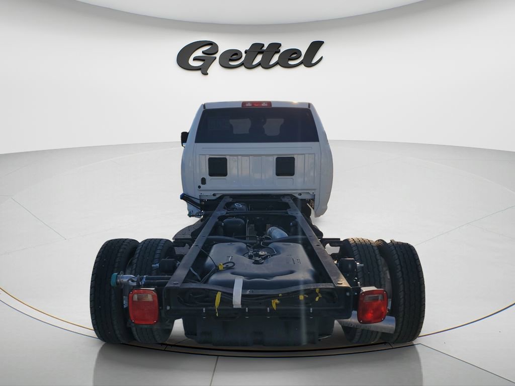 Used 2025 RAM 5500 Tradesman image 9