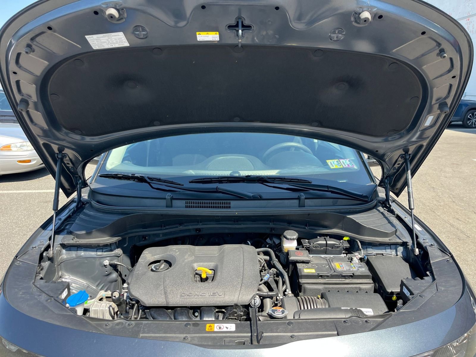 Used 2025 Kia Soul LX w/ LX Technology Package FWD image 30