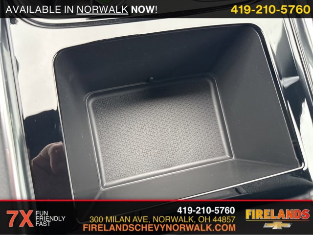 New 2026 Chevrolet Traverse LT w/ LPO, Floor Liner Package image 30