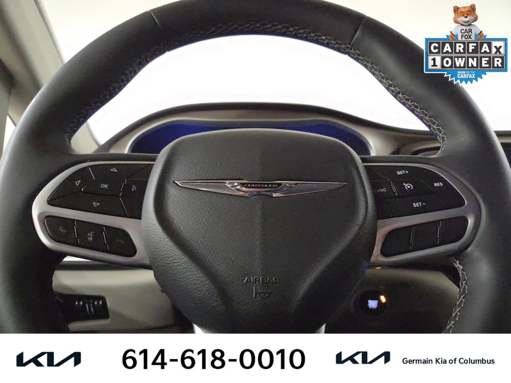 Used 2023 Chrysler Voyager LX image 22