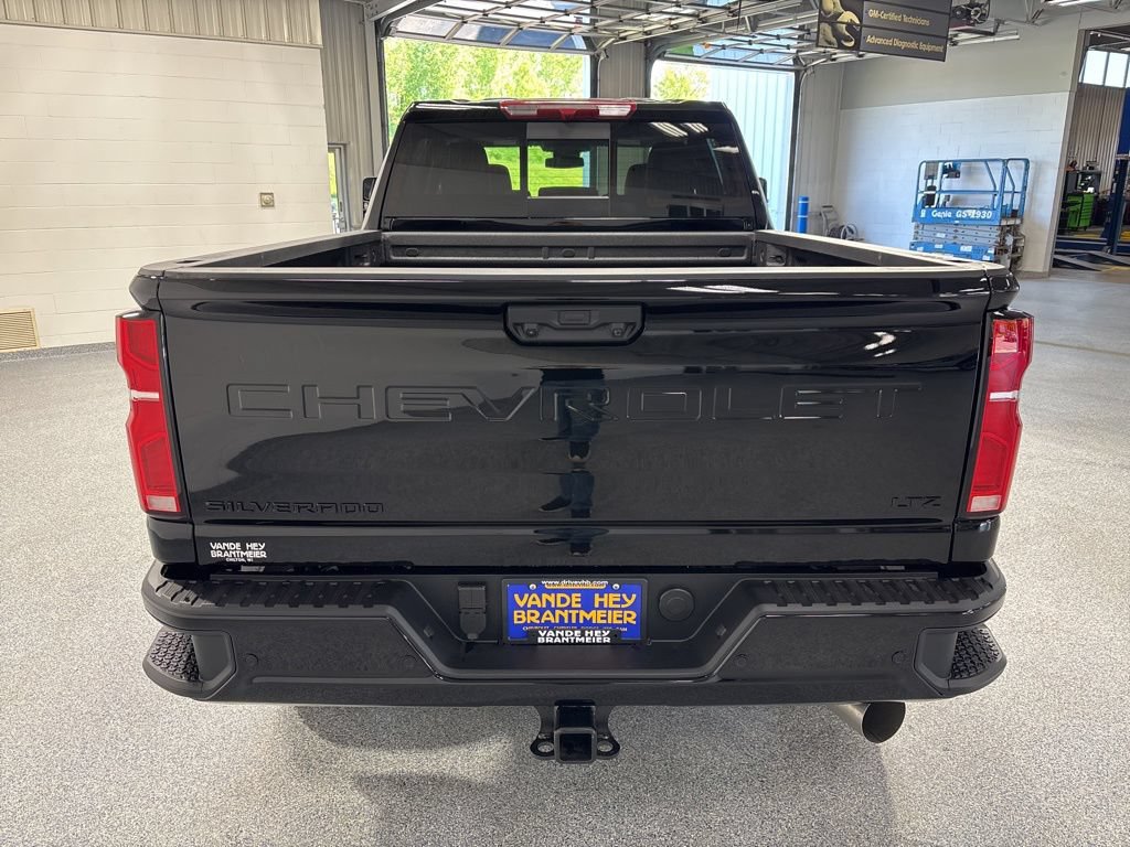 New 2026 Chevrolet Silverado 2500 LTZ w/ LTZ Plus Package AWD/4WD image 6