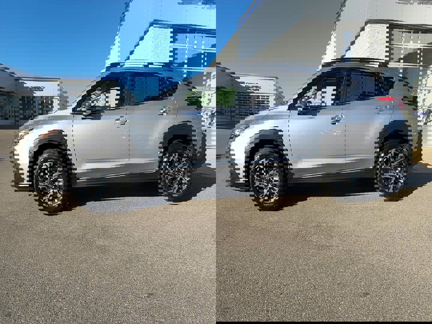 Certified 2025 Subaru Crosstrek 2.0i Premium image 4