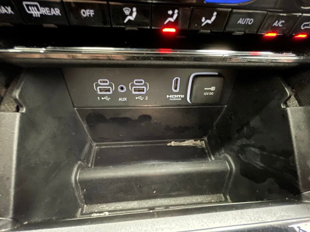 Used 2024 Jeep Grand Cherokee Limited 4xe AWD/4WD image 19