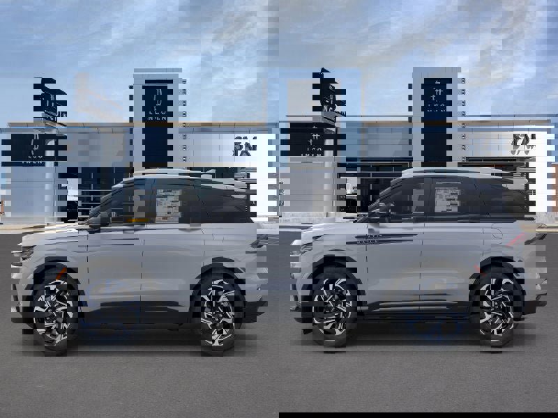 New 2026 Lincoln Nautilus Premier w/ Jet Appearance Package image 3