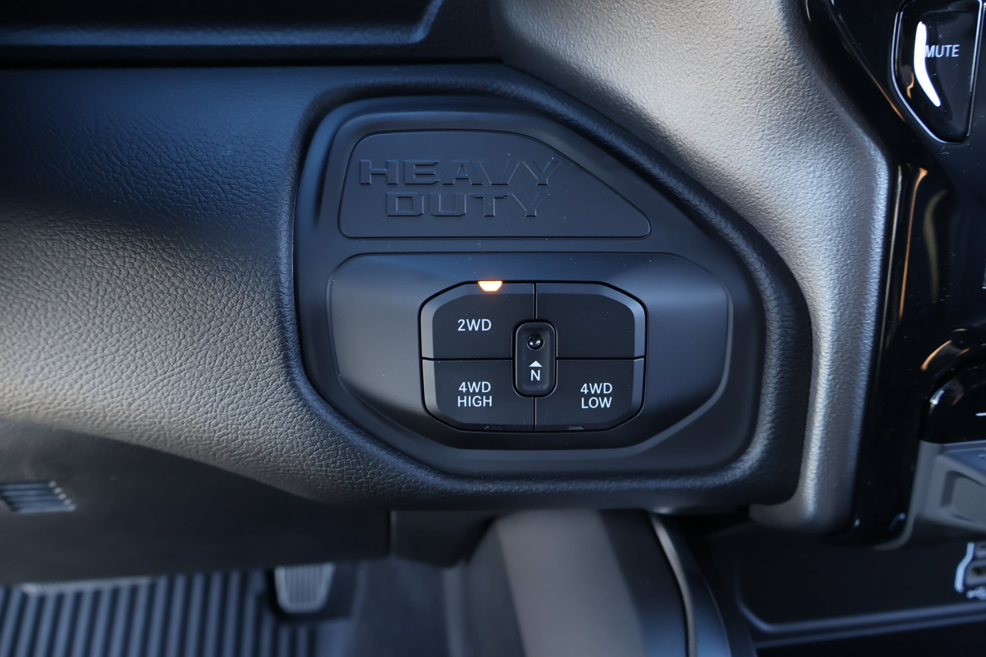 New 2027 RAM 3500 Laramie AWD/4WD image 9