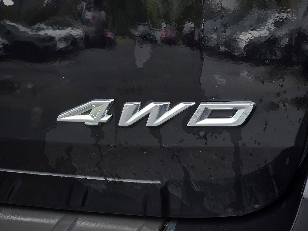 Used 2022 Ford Explorer Platinum w/ Equipment Group 601A AWD/4WD image 12