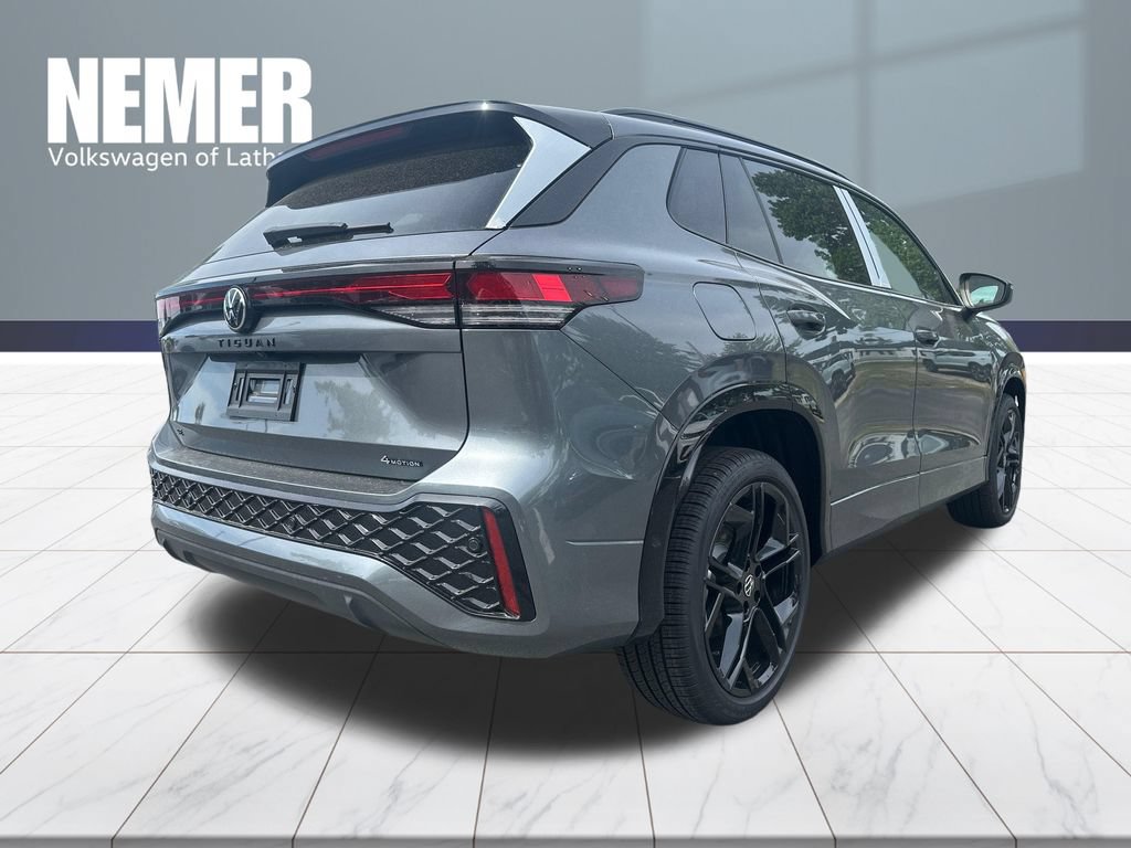 New 2026 Volkswagen Tiguan SE R-Line AWD/4WD image 4