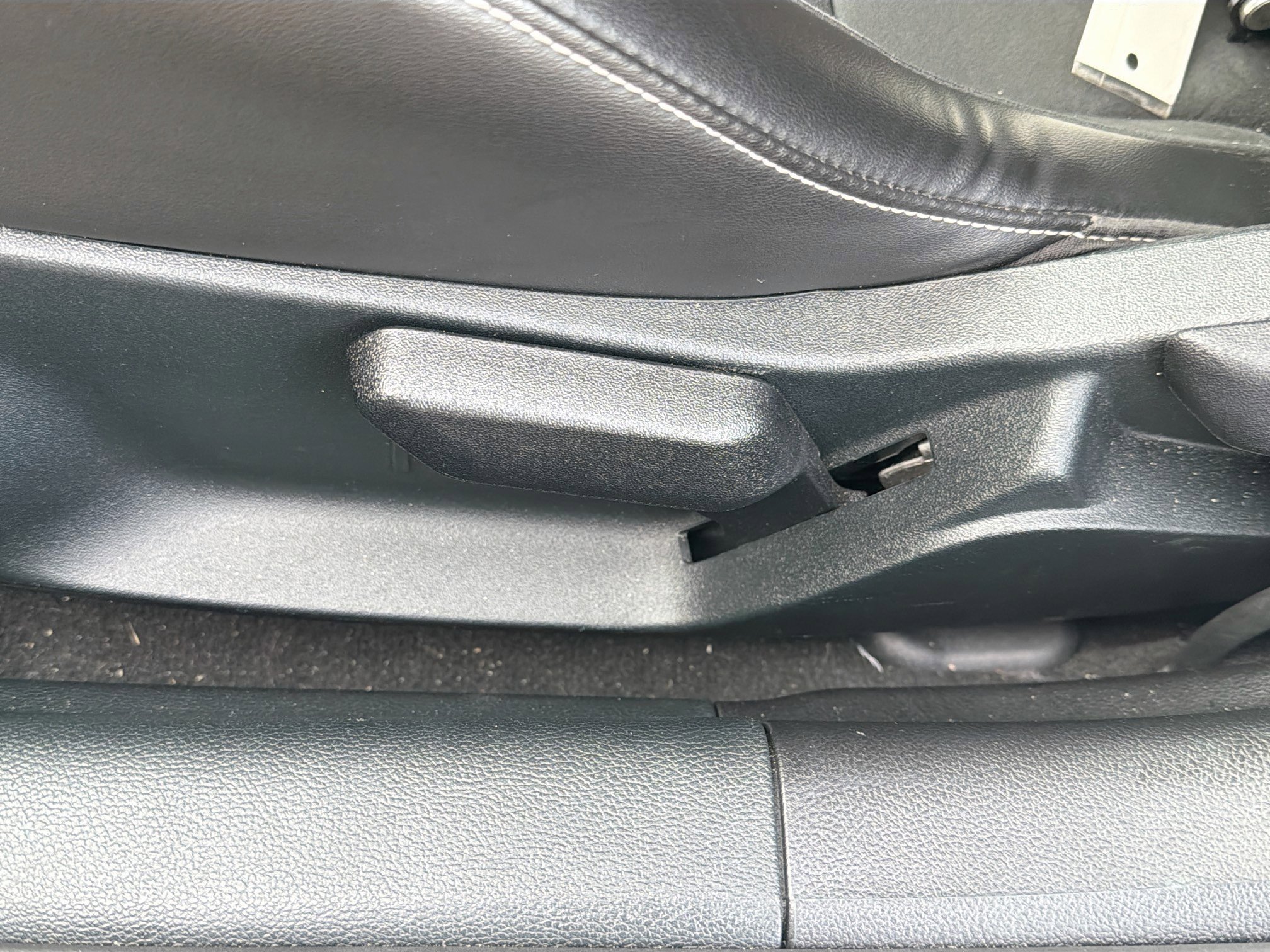 Used 2022 Ford Mustang Shelby GT500 w/ Technology Package image 19