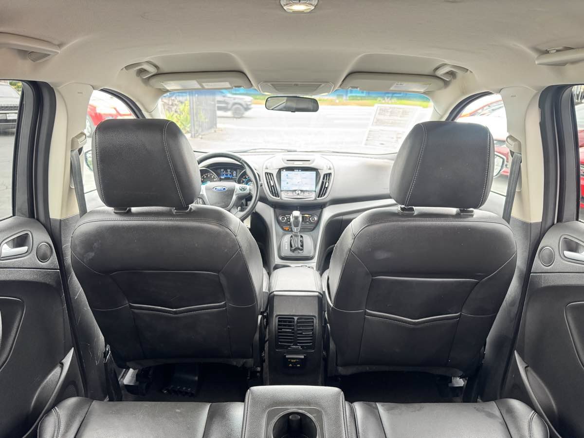 Used 2016 Ford Escape SE w/ SE Leather Comfort Package AWD/4WD image 27