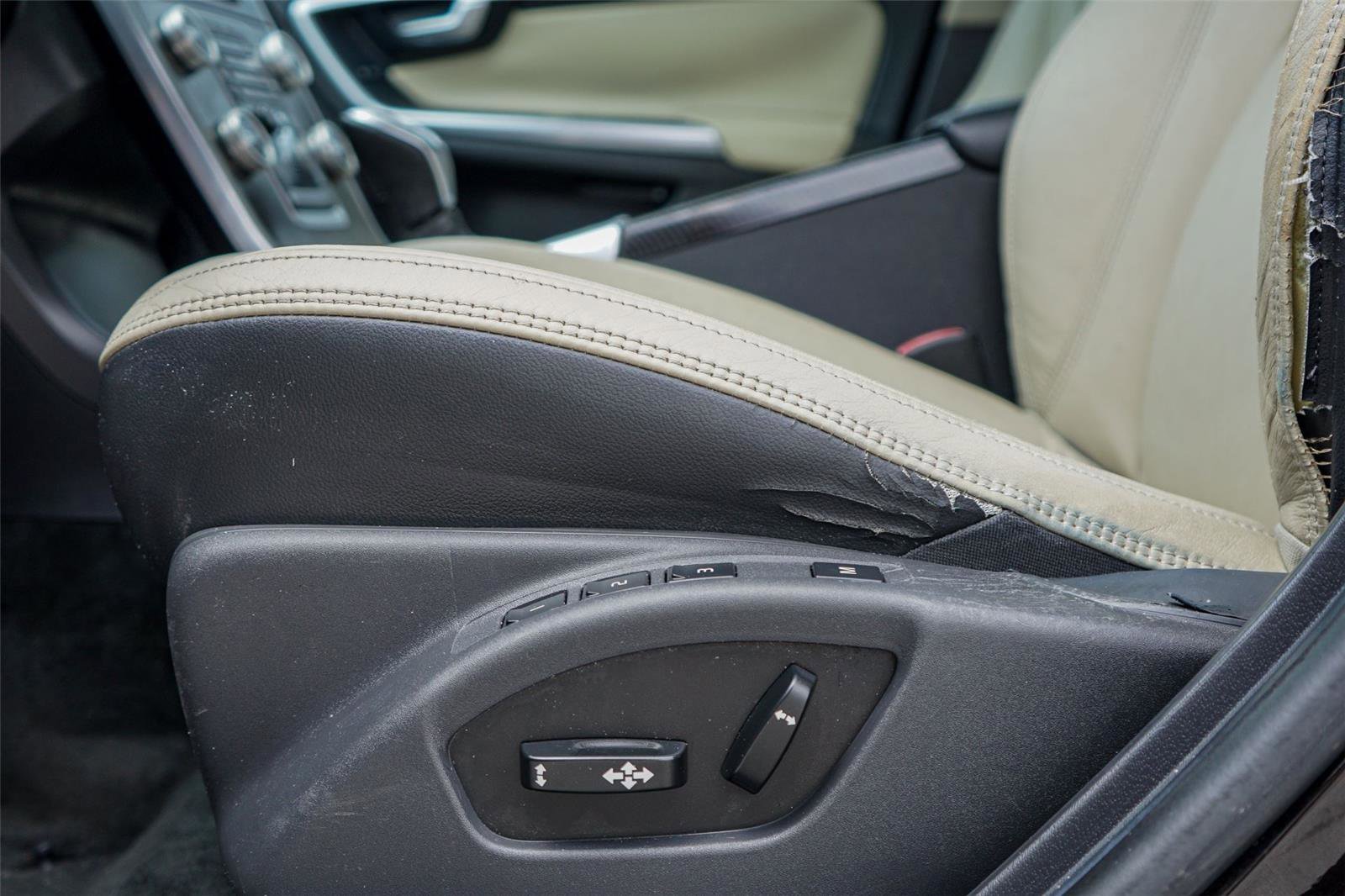 Used 2013 Volvo S60 T5 image 23