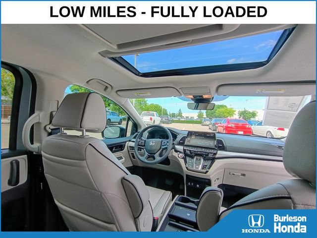 Used 2025 Honda Odyssey Touring image 6
