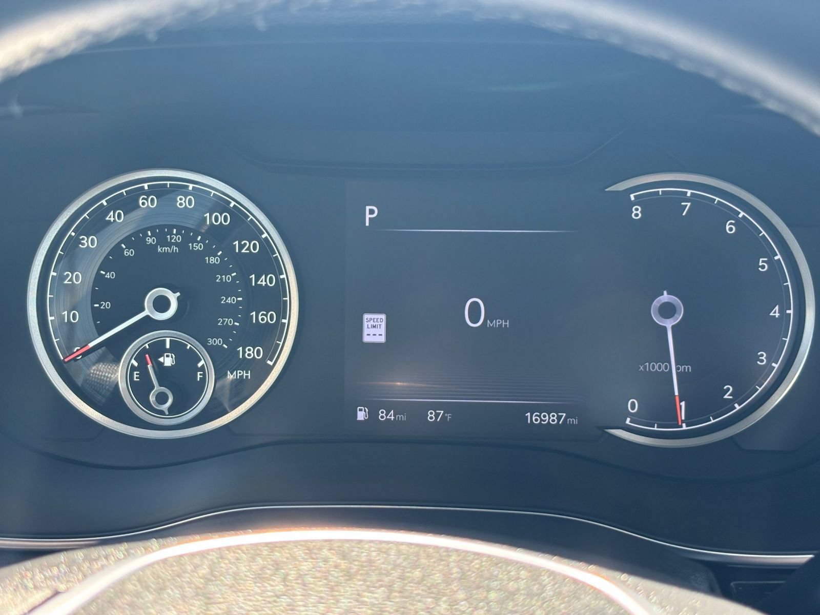 Used 2026 Genesis G70 2.5T RWD image 36