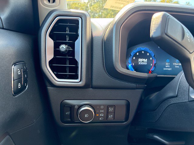 Used 2025 Ford Bronco Sport Outer Banks w/ Outer Banks Tech Package+ AWD/4WD image 26