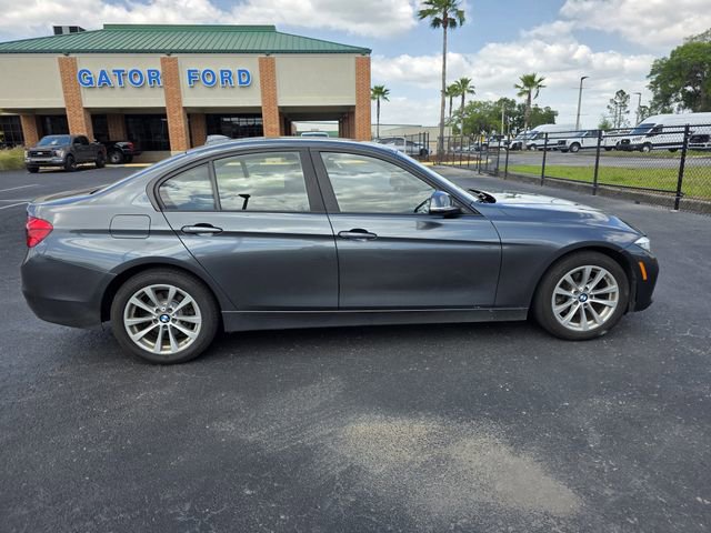 Used 2016 BMW 320i xDrive Sedan AWD/4WD image 4
