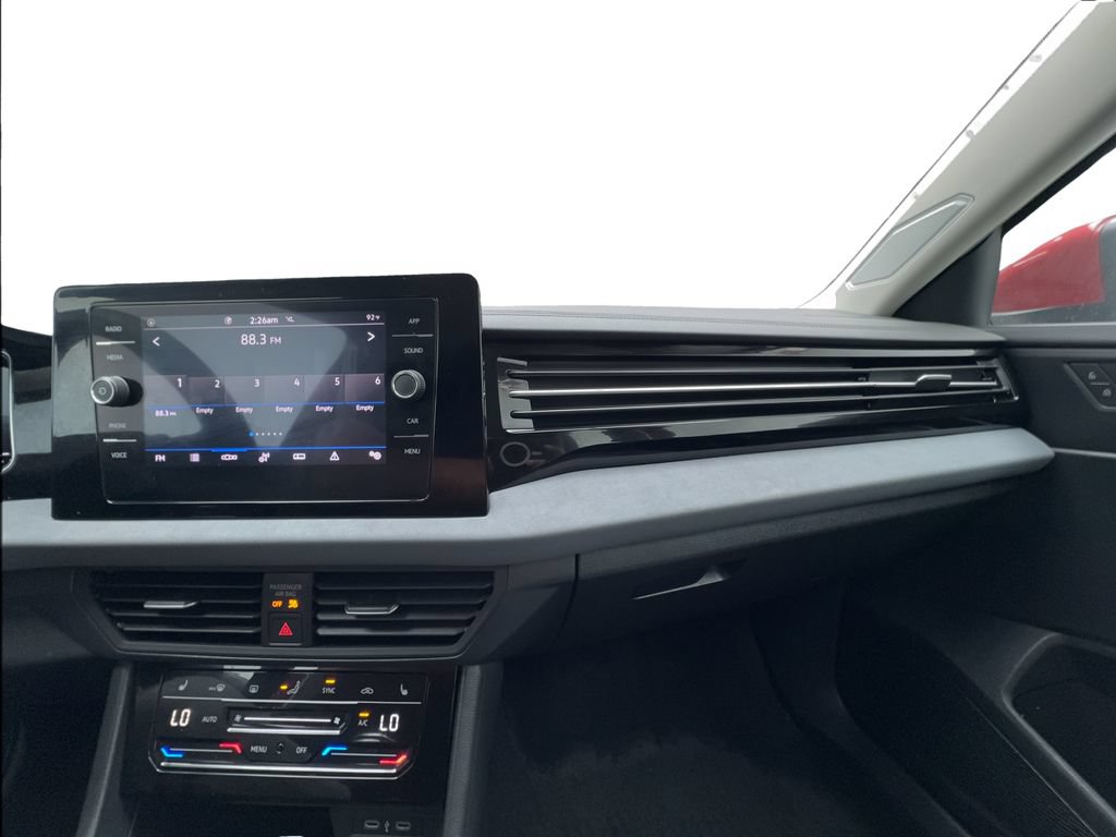 Used 2025 Volkswagen Jetta SE FWD image 40