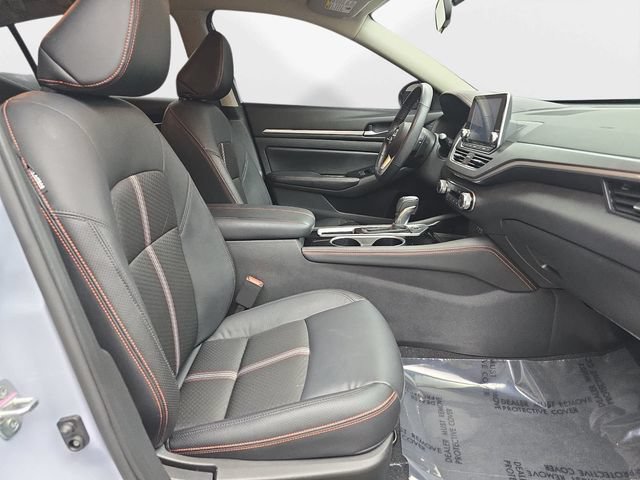 Used 2024 Nissan Altima 2.5 SR FWD image 37