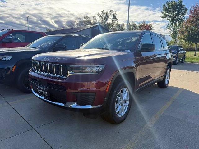 New 2025 Jeep Grand Cherokee L Laredo AWD/4WD image 3