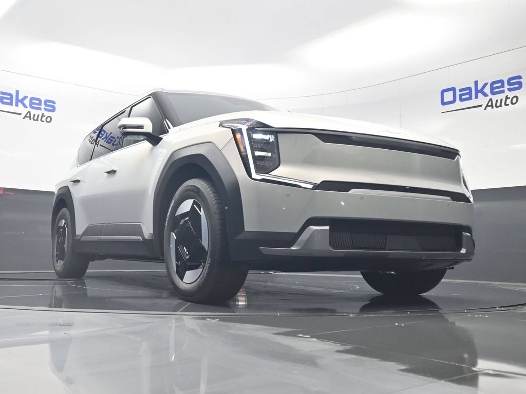 New 2026 Kia EV9 Wind AWD/4WD image 42