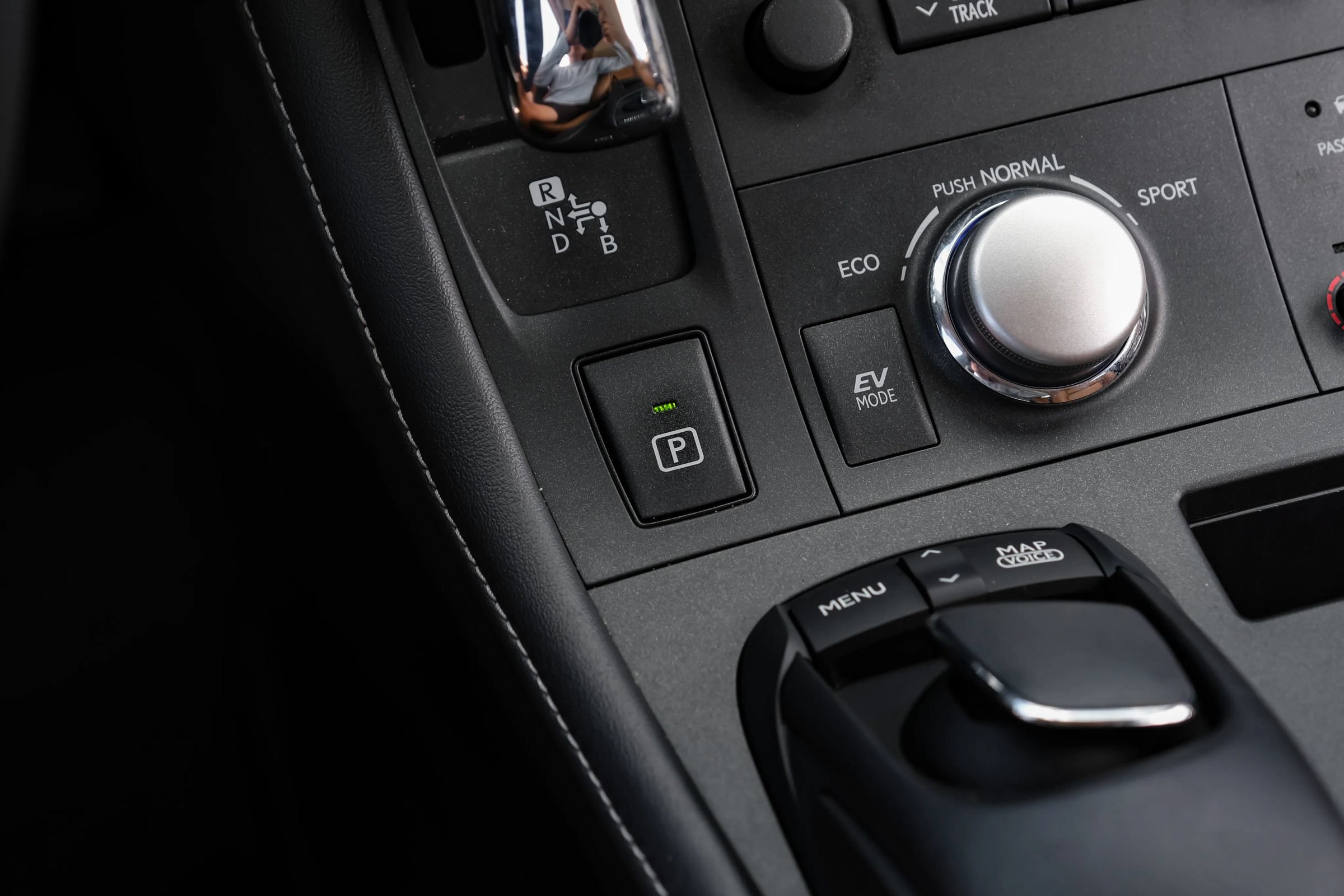 Used 2012 Lexus CT 200h Premium w/ Premium Audio Pkg FWD image 30