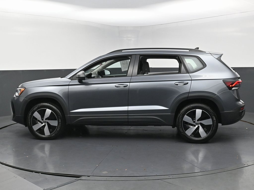 Used 2025 Volkswagen Taos S image 8