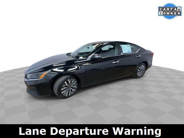 Used 2024 Nissan Altima 2.5 SV image 7