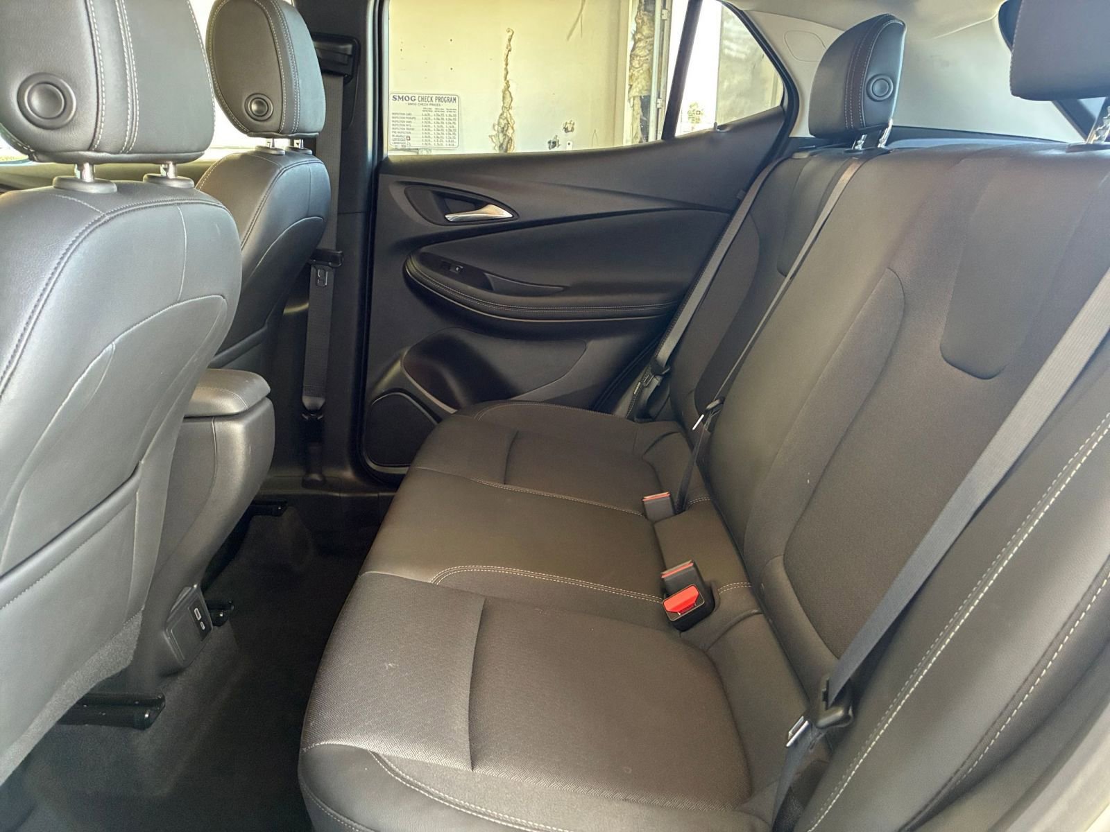 Used 2025 Buick Encore GX Preferred image 24