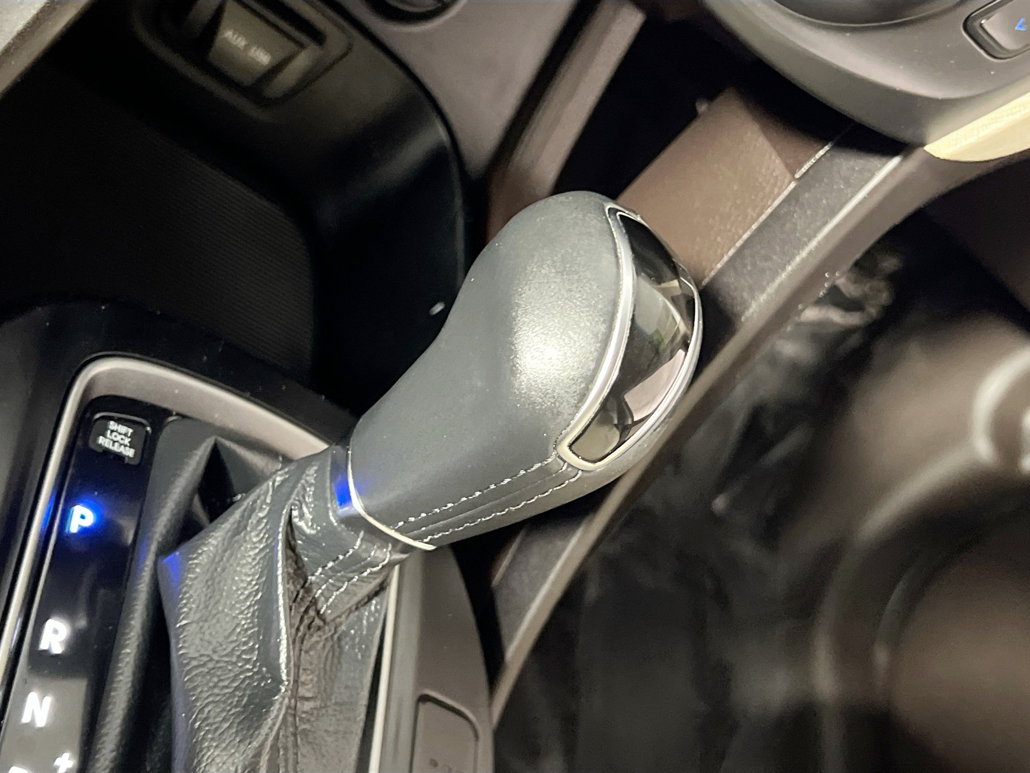 Used 2013 Hyundai Santa Fe Sport FWD image 24