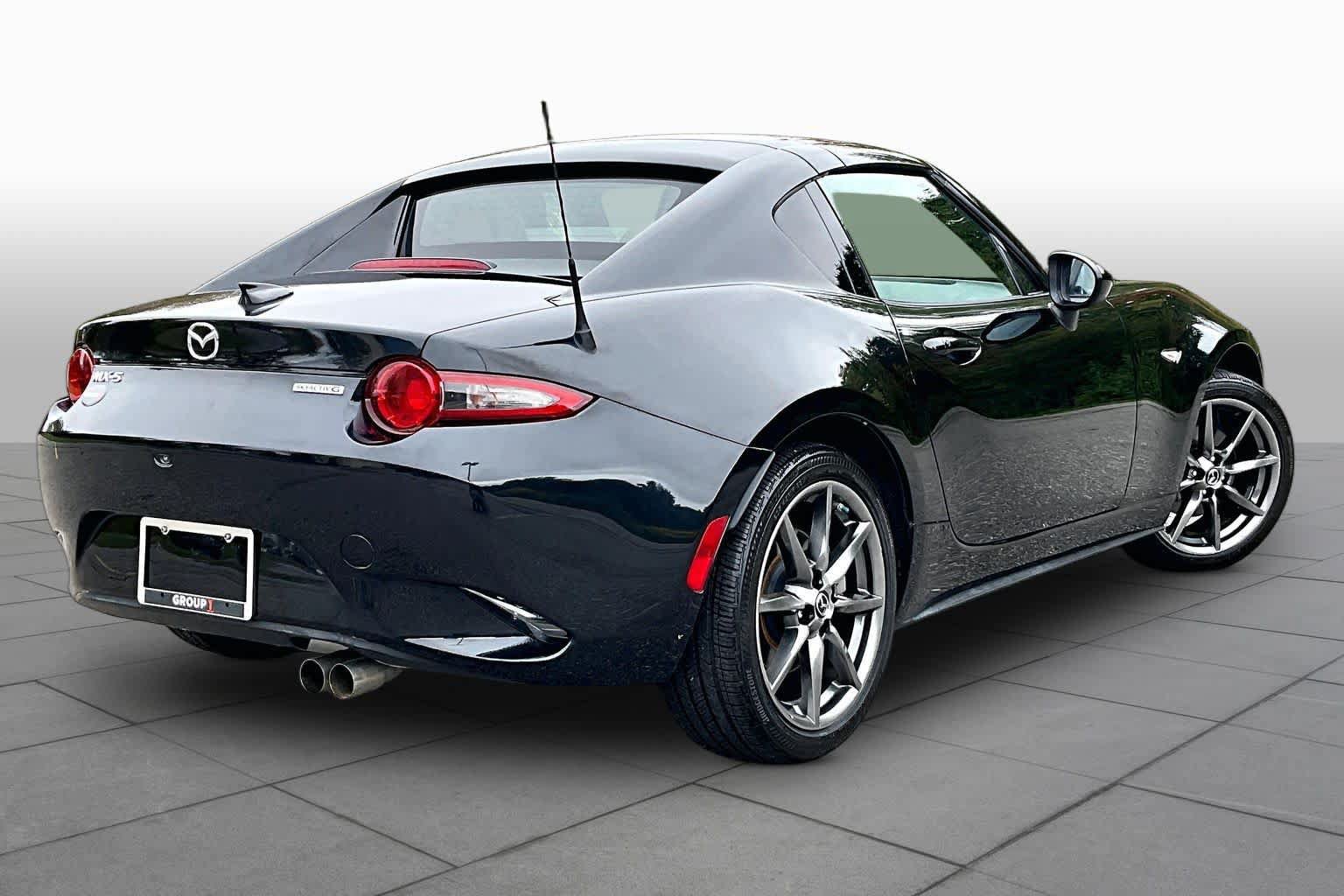 Used 2020 MAZDA MX-5 Miata RF Grand Touring RWD image 13