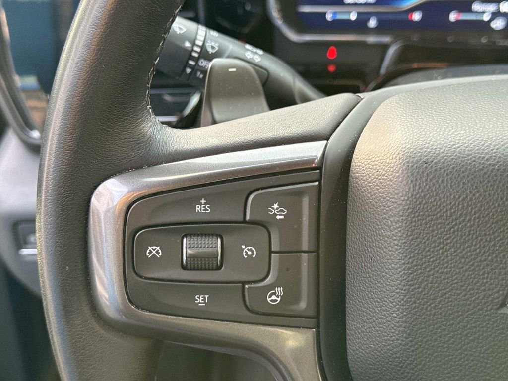 Used 2022 Chevrolet Silverado 1500 ZR2 w/ Technology Package image 26