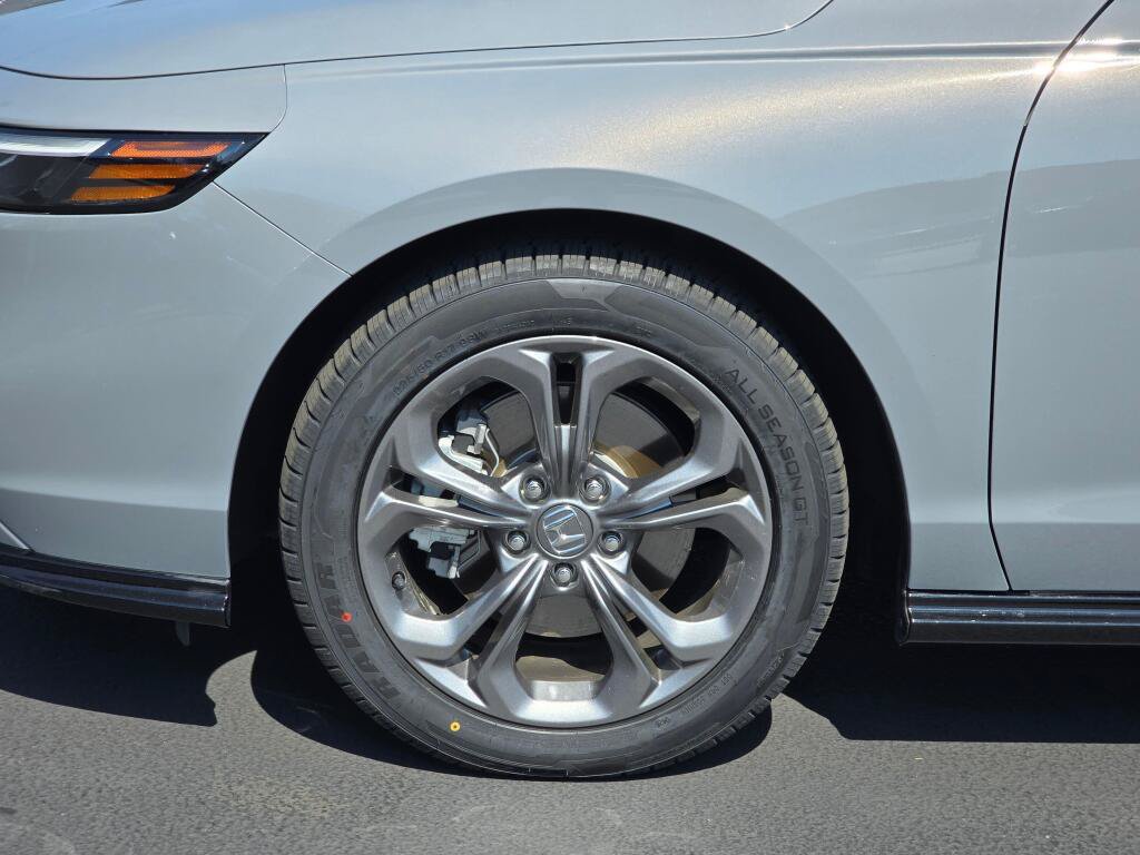 Certified 2023 Honda Accord EX-L image 17