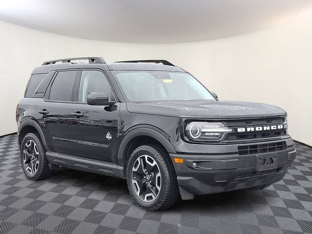Used 2022 Ford Bronco Sport Outer Banks w/ Tech Package AWD/4WD video 1