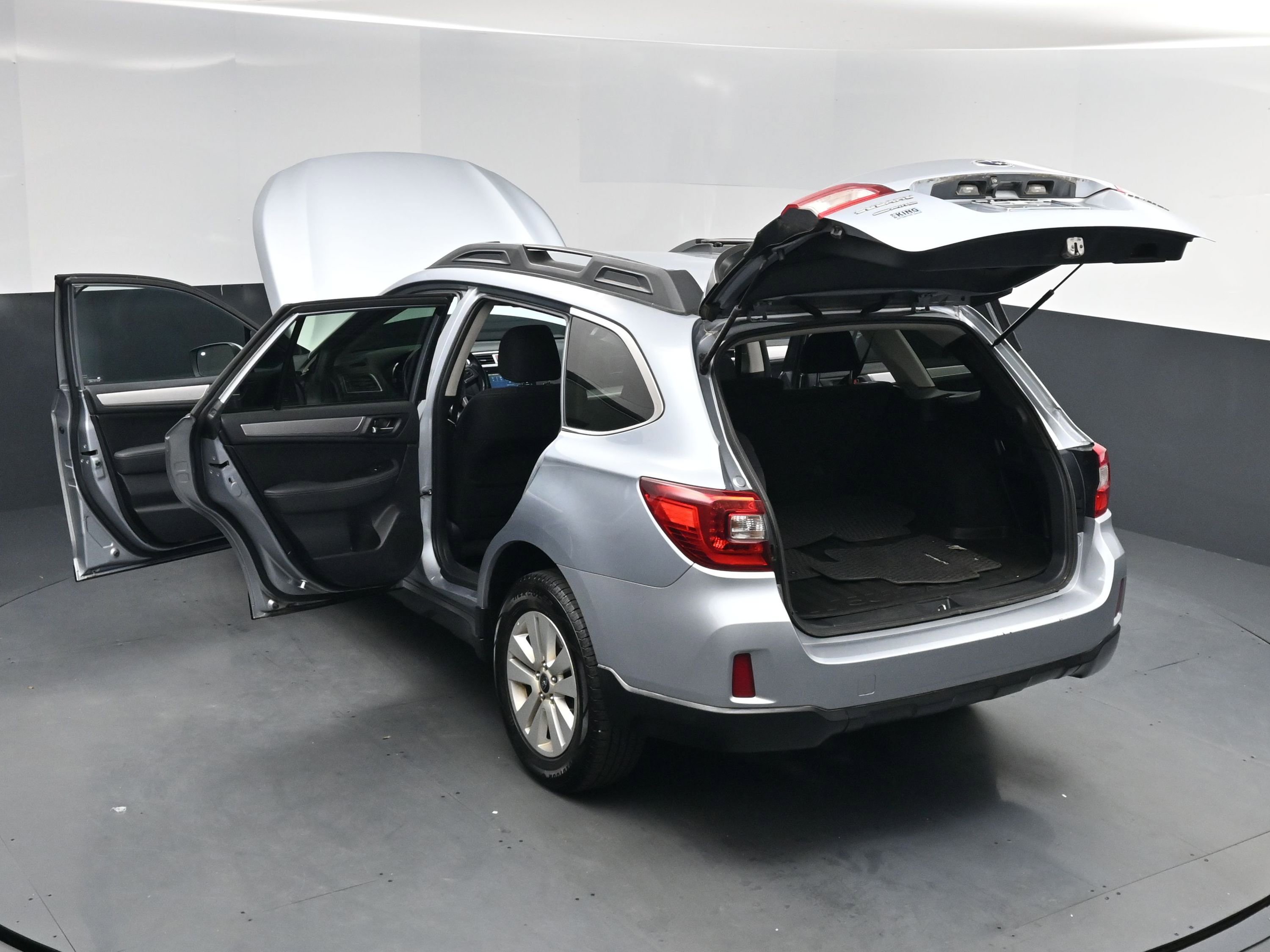 Used 2015 Subaru Outback 2.5i Premium image 17