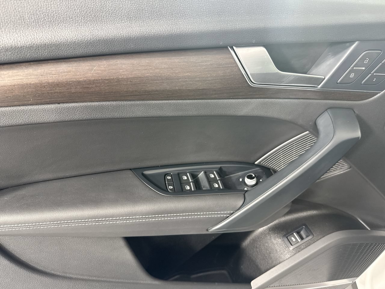 Used 2023 Audi Q5 2.0T Premium Plus AWD/4WD image 26