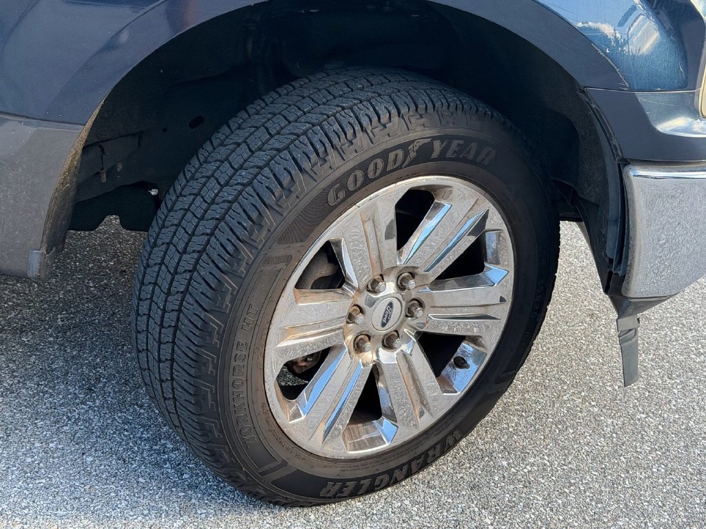 Used 2019 Ford F150 XLT w/ Equipment Group 302A Luxury AWD/4WD image 9
