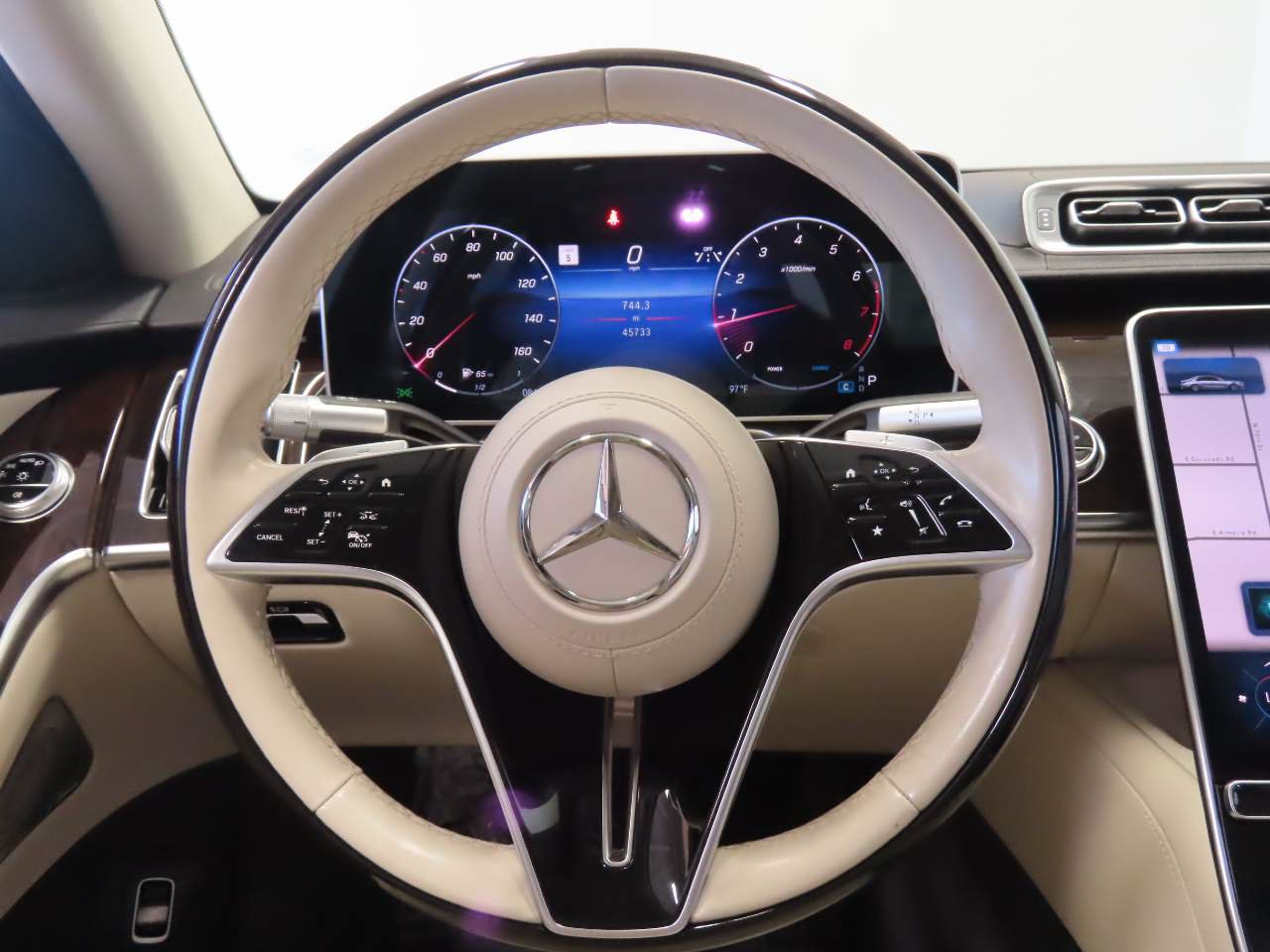 Used 2022 Mercedes-Benz S 500 4MATIC image 11